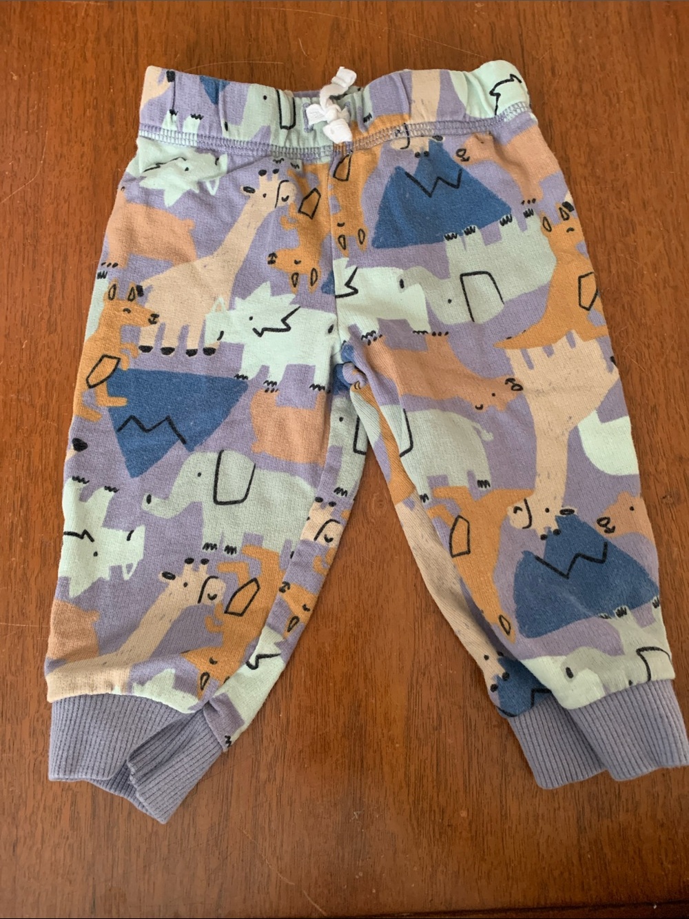 🍊5/$25 Carter's Multicolor Animal Print Joggers size 9m